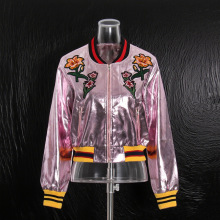 欧美风小众潮流设计上衣2025新款花朵刺绣长袖短款高级感夹克皮衣