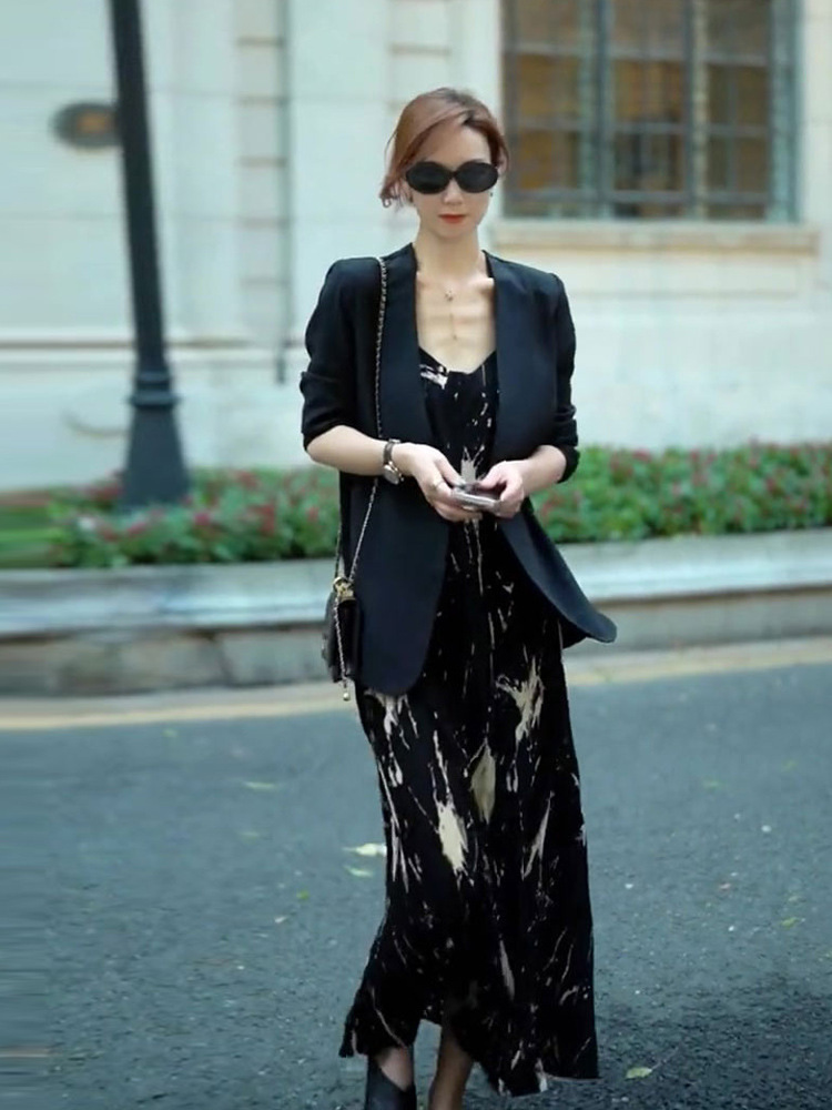 Đầm maxi hai dây dáng dài phong cách Pháp Hepburn che bụng thon gọn mùa hè — Màu đen chi tiết 10