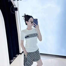 �������ʹ���ŮװD��26�紺�¿�Բ����֯������ĸײɫ��������