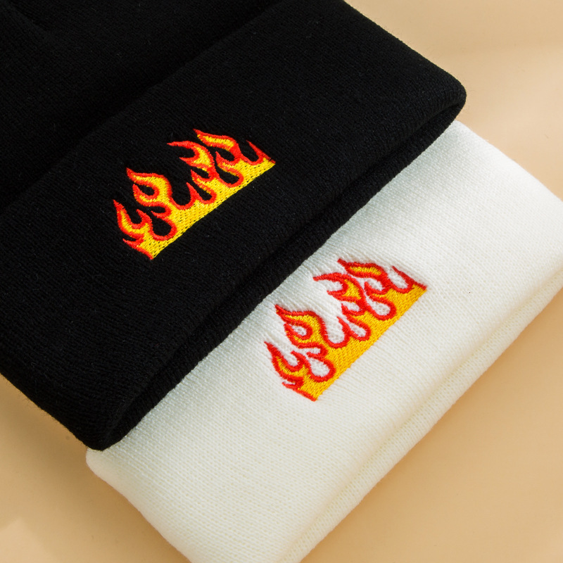 Outdoor Occasion Acrylic Material Unisex Fashion Flame Embroidery Eaveless Wool Cap