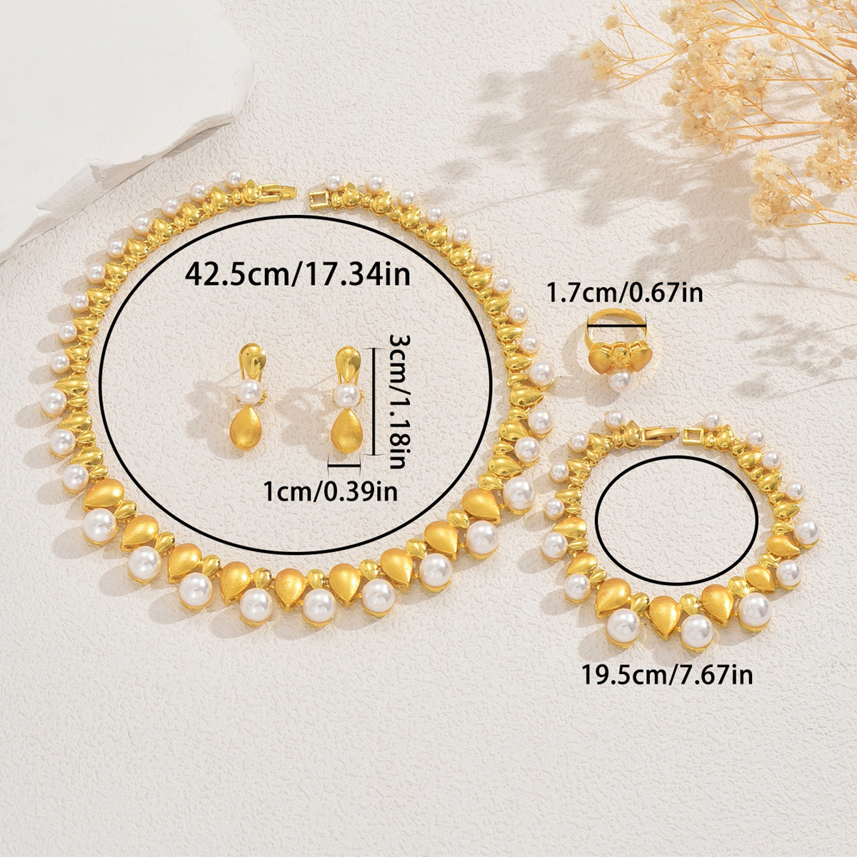 Set de joyas con perlas geométricas collar pendientes y anillo_voghion.com