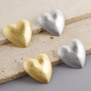 304 Stainless Steel Fashionable Simple Heart Pendant Heart-Shaped Accessories Peach Heart Texture Pendant Plated 18K Gold Necklace