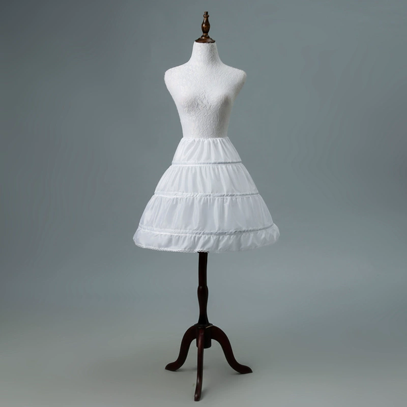 Маленькие три стальных фонаря