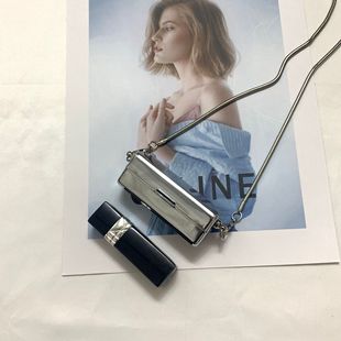С���OӋ����朗l����Ů2022�¿�������߼��пڼt���ٴ�б�����