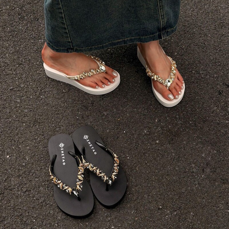 Zhetao's New Heavy-Duty Rhinestone-Embellished Flip-Flops for Women, Wedge Heel, Height-Increasing, Non-Slip, Versatile for Beach Vacations and Outings