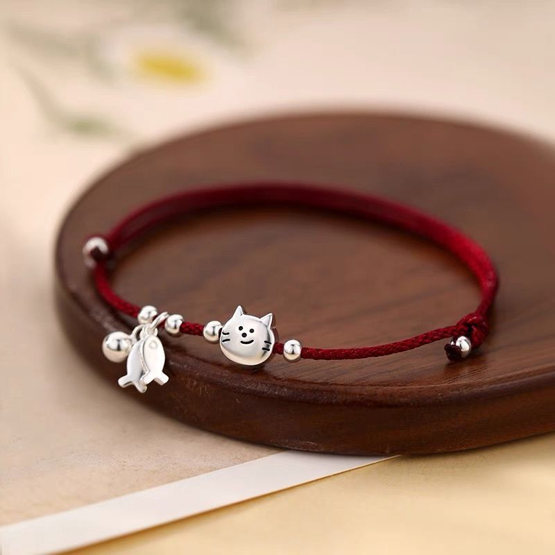 Red Riding Book Explosions Cute Cat Love Fish Red Rope Bracelet Women's Hand Weaving All-match National Style New Hand Ornament Hand Rope Red Riding Book Explosions Cute Cat Love Fish Red Rope Bracelet Women's Hand Weaving All-match National Style New Hand Ornament Hand Rope
