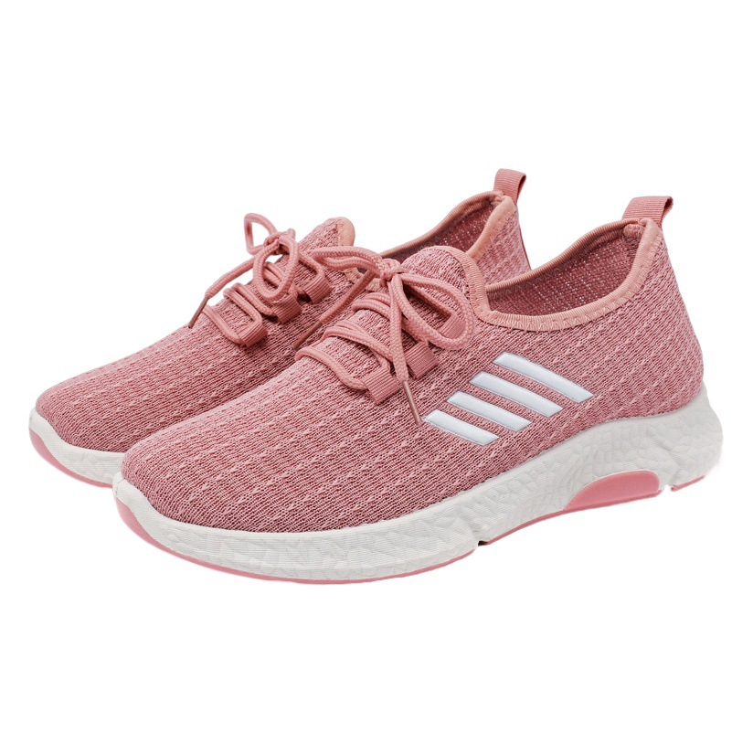 Zapatos de mujer 2023 primavera nuevos zapatos de tela viejos de Beijing zapatos de mujer casuales de fondo suave zapatos de mamá de una sola pieza entrega