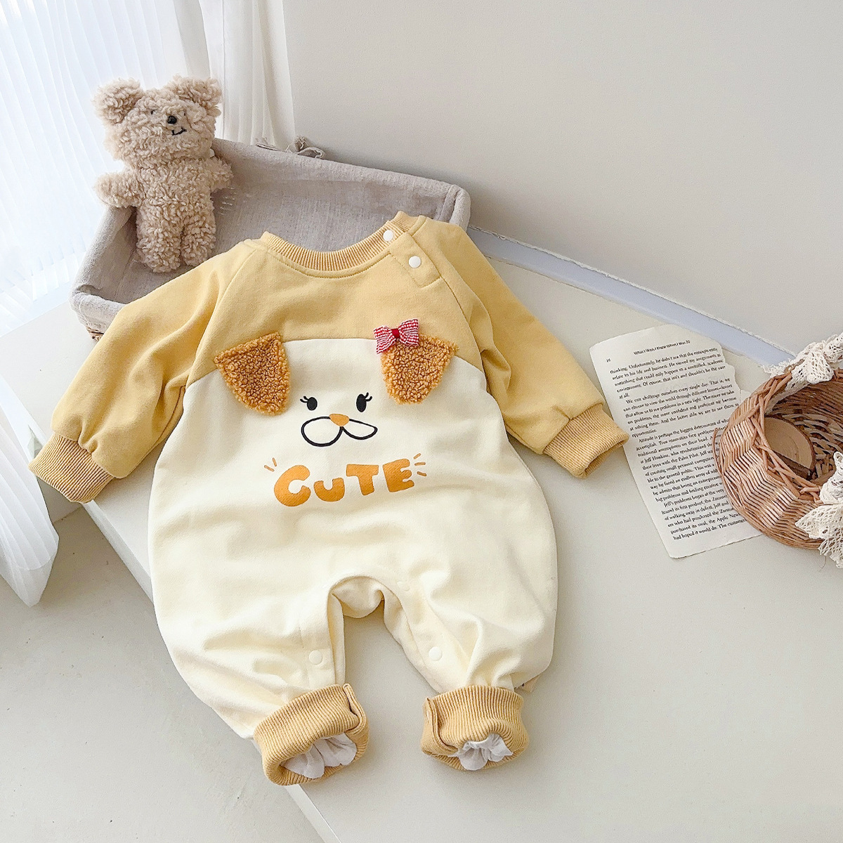 Ropa de bebé, traje de escalada para bebés de primavera, mameluco de manga larga, color en contraste, mono de dibujos animados de bebé femenino lindo y súper lindo