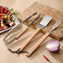 亚马逊户外不锈钢烧烤工具套装厂家BBQ木柄叉铲夹组合烧烤具套装