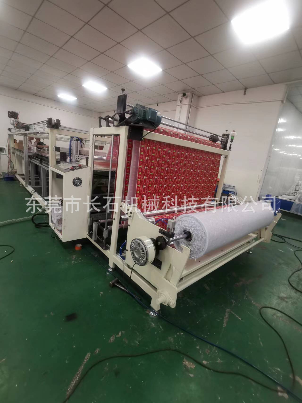 专业供应 全自动桌布机机 全自动台布机布缝纫机