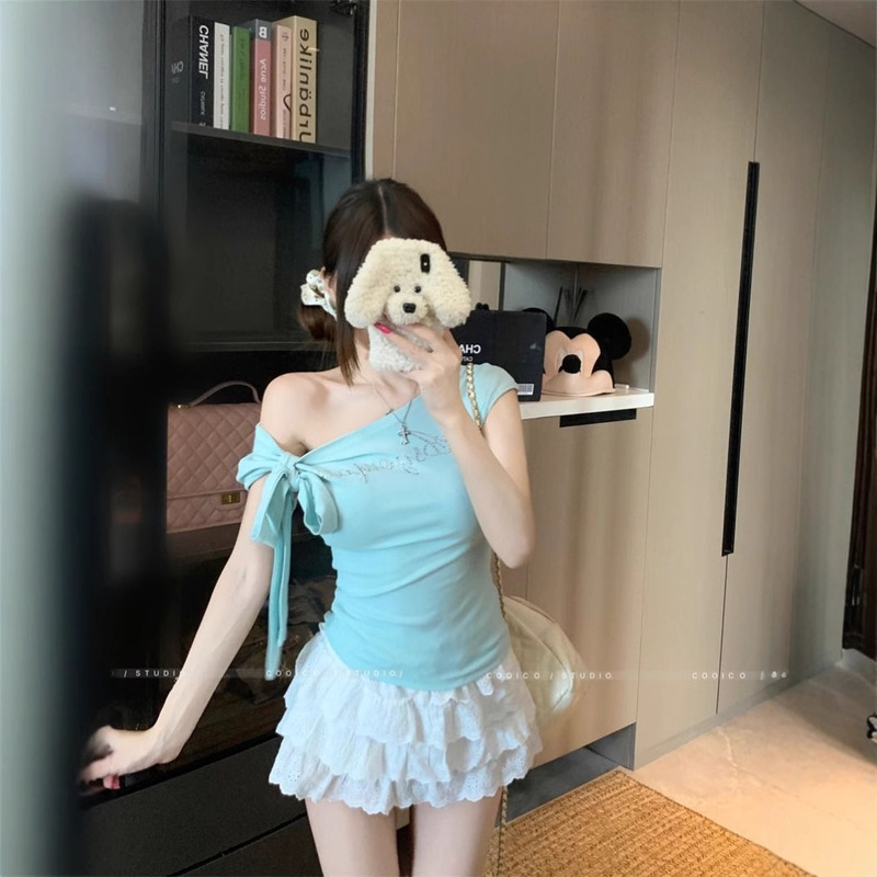 Pure Desire Hot Girl Off-Shoulder Strap Short Sleeve Rhinestone T-Shirt 2025 Summer New Slim Fit Versatile Top for Women Ins