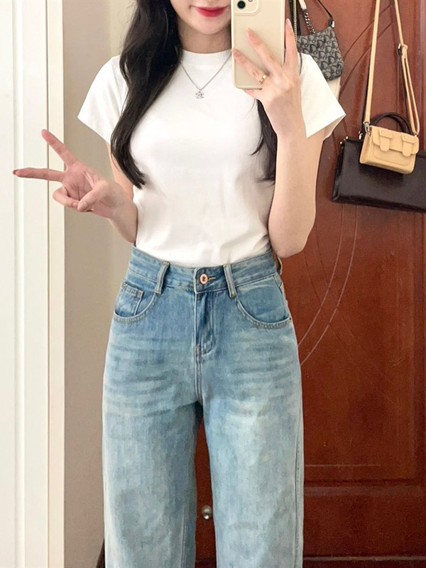 Internet Celebrity Small Salt Style Fried Street Wear White Short-sleeved T-shirt Denim Wide-leg Pants Western Style Age-reducing Two-piece Suit