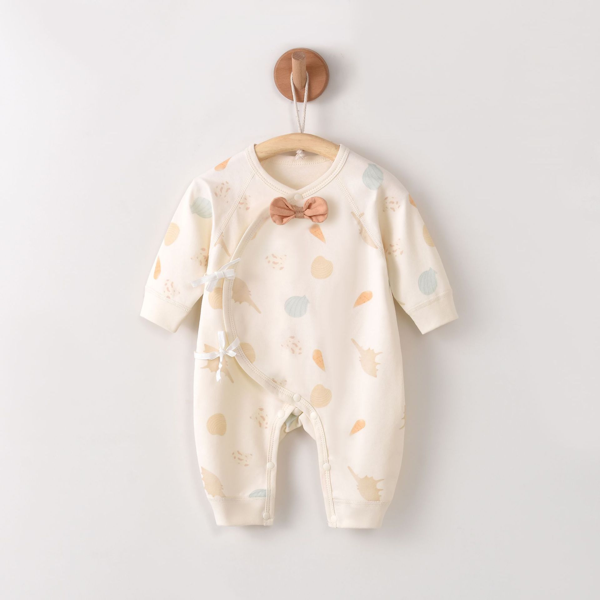 Newborn jumpsuit Spring baby's fart-wrap cotton boneless full moon clothing infant clothes Class A out-of-the-box clothing