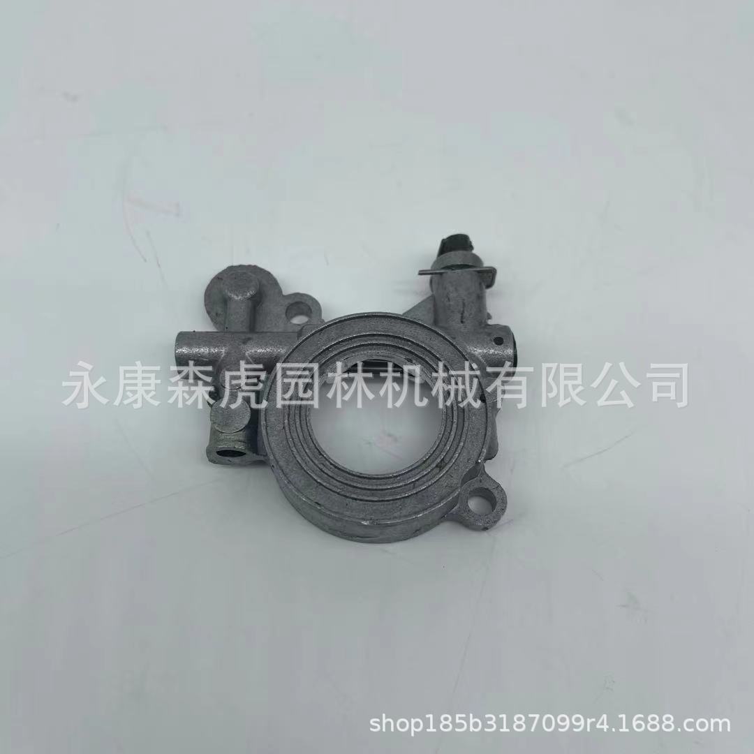 油锯配件 机油泵 HUS365