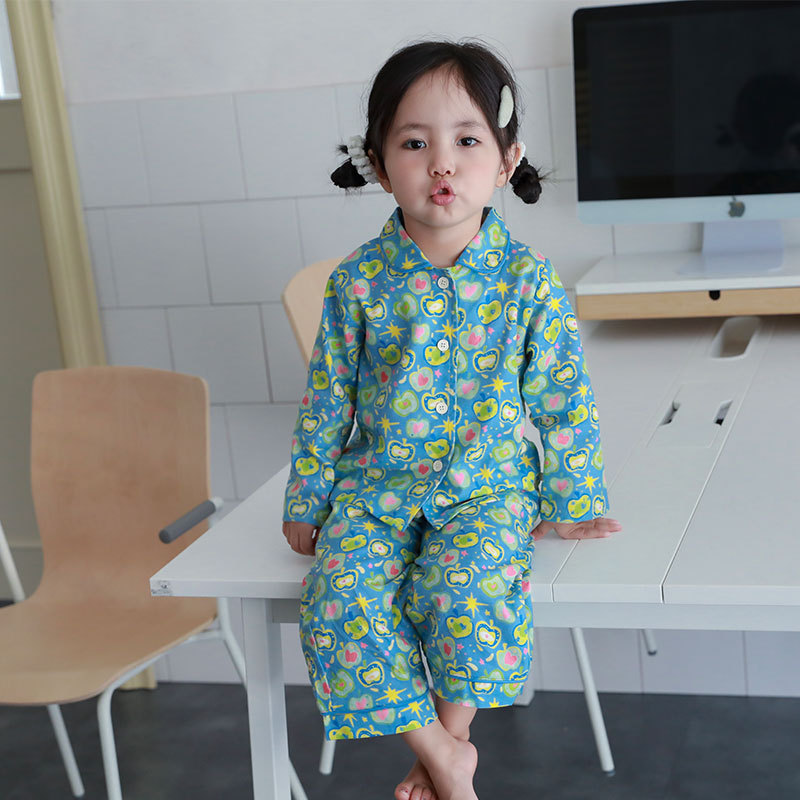 Apple trên nền xanh / 90cm (chiều cao khuyến nghị khoảng 90)