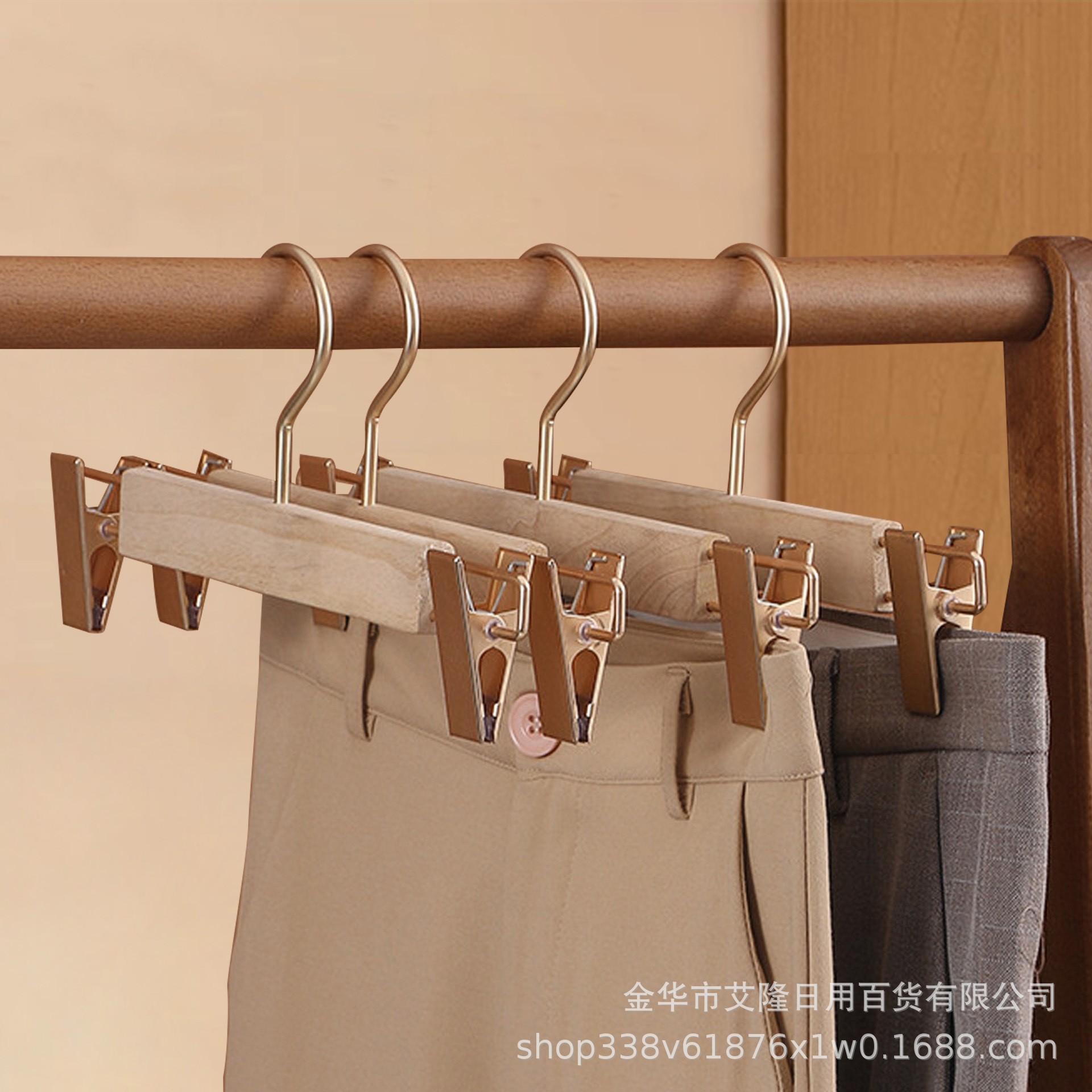 Madera de camphor hogar color tronco hombro ancho sin trajes percha tienda de ropa de mujer madera percha de pantalones adultos