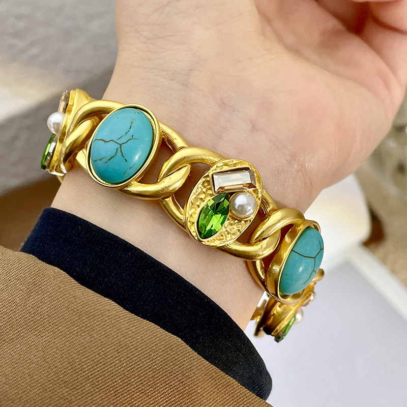49g Weight Bracelets, Necklace Classification 1 Piece Quantity Holiday, Tea Party Occasion Artificial Crystal Material Geometric Pattern Women's Gender Classical, Retro Style Classical Retro Geometric Artificial Crystal Women's Bracelets Necklace 1