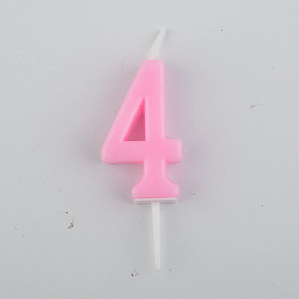 Pink bag in number 4
