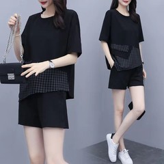 夏の装いの新型の韓国版の年齢を減らします大きいサイズのカジュアルな2つのセットのファッション的なゆったりしていて痩せているショートパンツの洋気のスーツの女性8632