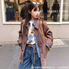 2025秋季新款中长款汉麻外套女文艺时尚拼接印花大口袋翻领风衣