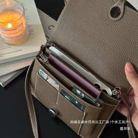 厂家直销新款便捷多功能护照卡包斜挎手机包三合一多用手拿银行卡