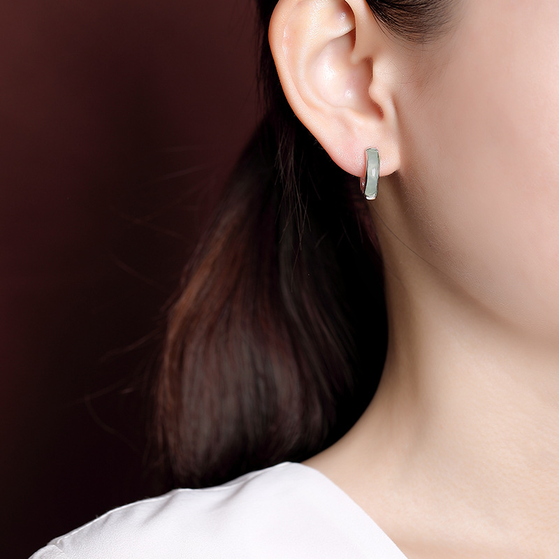 Bông tai kẹp tai retro bạc S925 đính ngọc bích sapphire hình hươu — Kiểu Sapphire