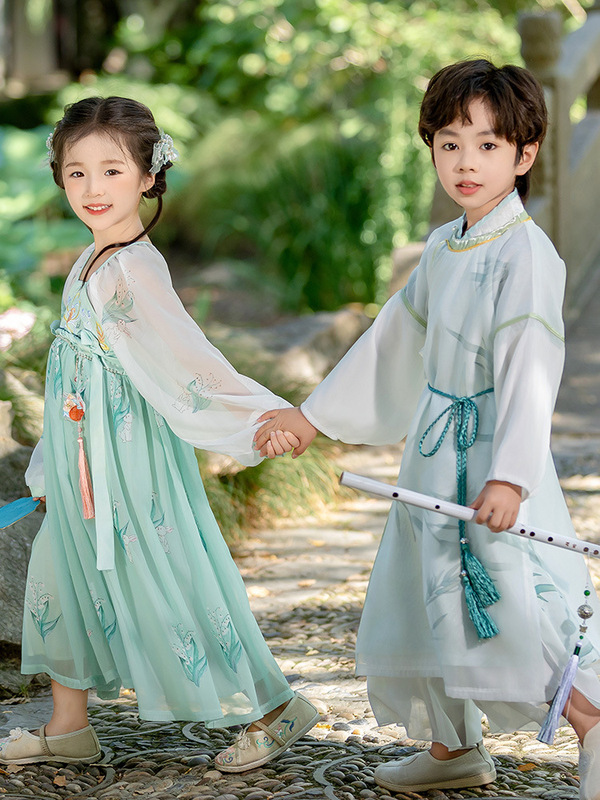 漢服の子供の古風2024中国の新型の超仙国学の唐装の女の子の出演服の男の子の時代の服|undefined