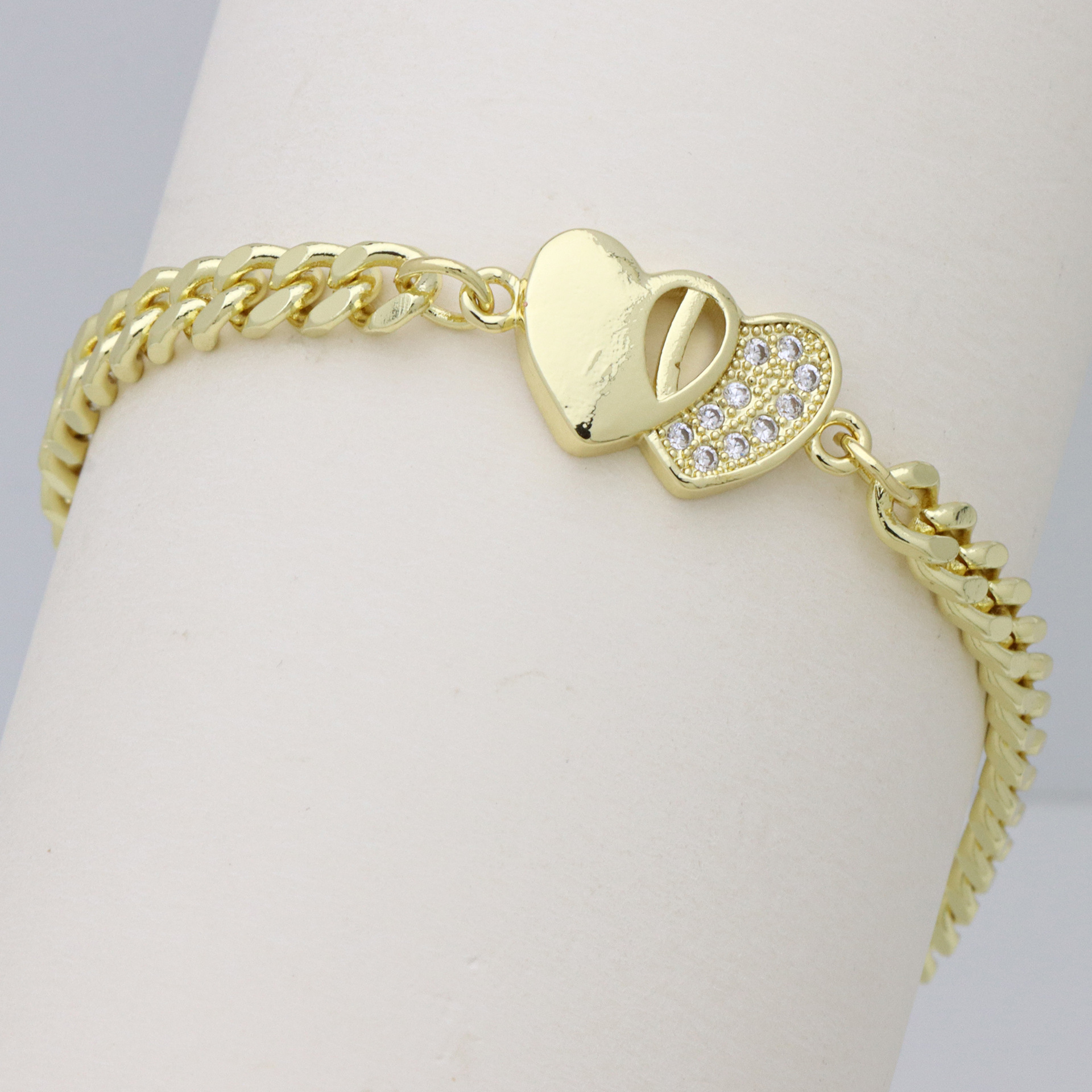 Großhandel Schmuck Einfacher Stil Stern Herzform Kupfer Zirkon Inlay Armbänder Kubanische Gliederkette Panzerkette display picture 9