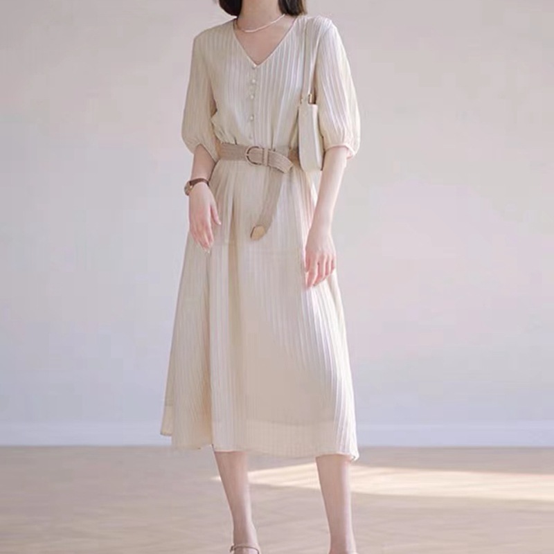 夏尔尤维 知性度假高级感连衣裙 Sharing Youwei Elegant Vacation-Style Sophisticated Dress main image 1