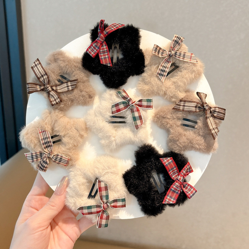 Otoño y invierno arco estrellas pelúcia clip de pelo para niños de alto rendimiento no lastimar la frente frente frente lateral clip de pelo roto BB