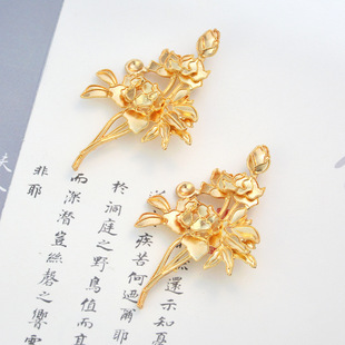 Hot Selling Branch Shape Men's and Women's Brooch Branch Brooch Collar Flower Shawl Buckle Anti-Light Suit Cheongsam Chest Cardigan