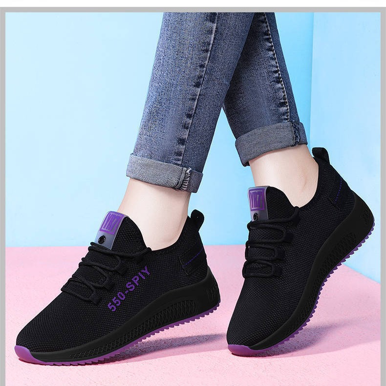 Viejos zapatos de tela de Beijing zapatos de mujer zapatos de trabajo casuales zapatos de baile de algodón negro suave zapatos de madre antideslizantes