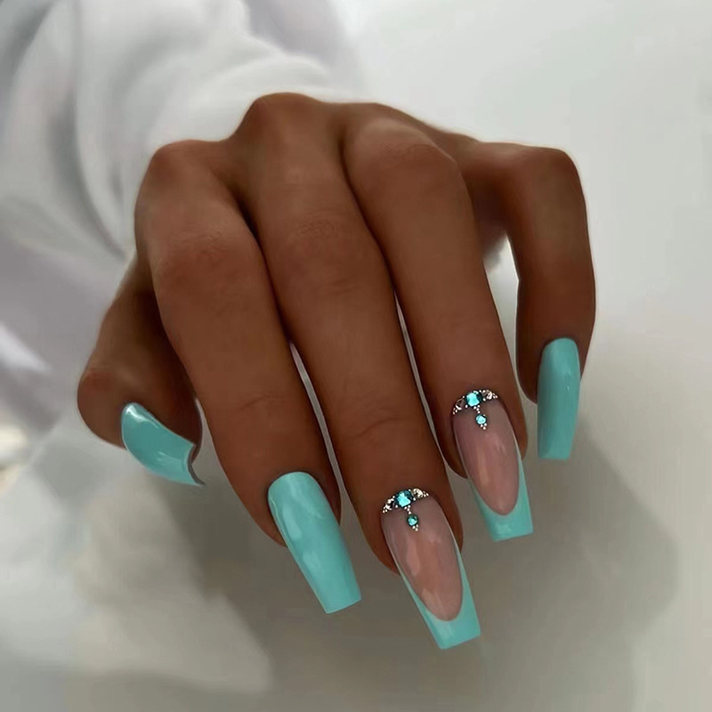 Popular style, flattering and elegant, long square blue French-style rhinestone-decorated handmade press-on nails Popular style, flattering and elegant, long square blue French-style rhinestone-decorated handmade press-on nails