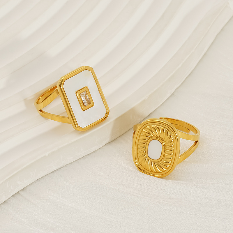 Nuevo anillo ajustable geométrico retro de acero inoxidable, anillo de nicho de personalidad, anillo de sensación premium chapado en oro de 18k para mujer