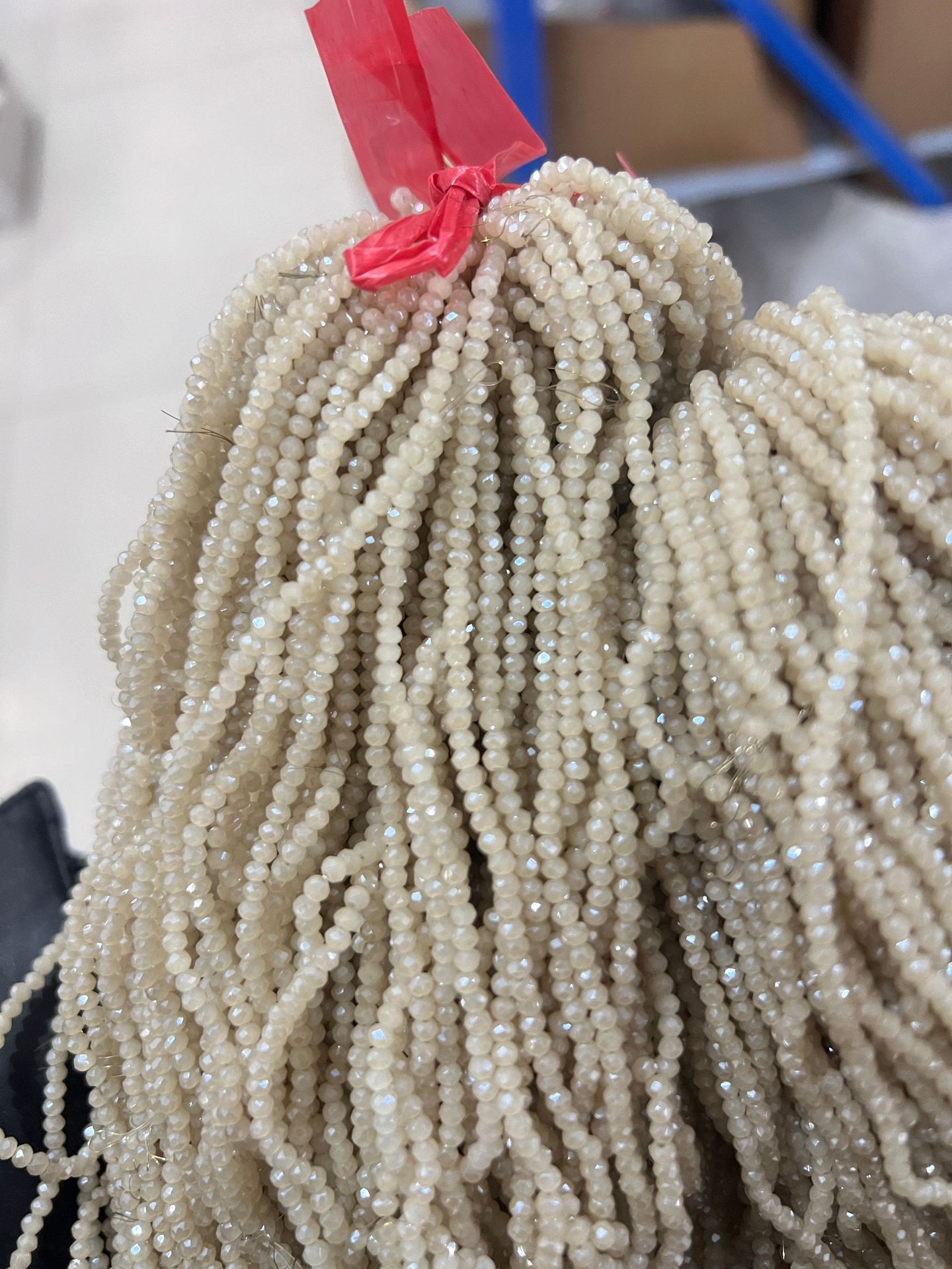 Cuentas planas de 1MM para ruedas de cuentas, cuentas de porcelana AB de alta temperatura, coloridas, transparentes, iridiscentes, facetadas, para pendientes, pulseras, espaciadores y micro cuentas.