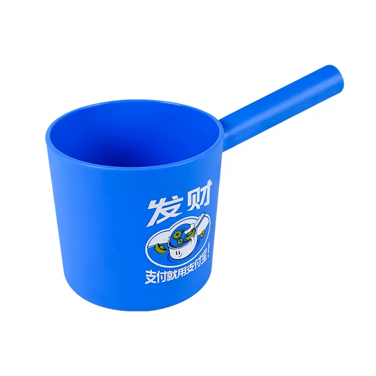 Water ladle