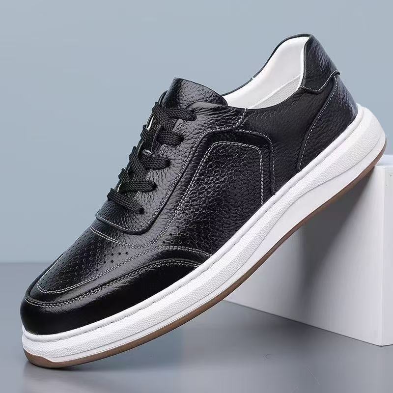 Men's white sneakers, versatile casual shoes, breathable sneakers, men's shoes with soft soles, outdoor sports shoes, men's summer breathable shoes
