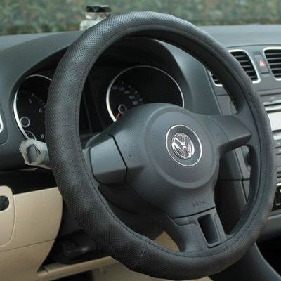 跨境皮打孔四季通用汽車方向盤套通風吸汗不打滑凹凸型波浪圈壓孔