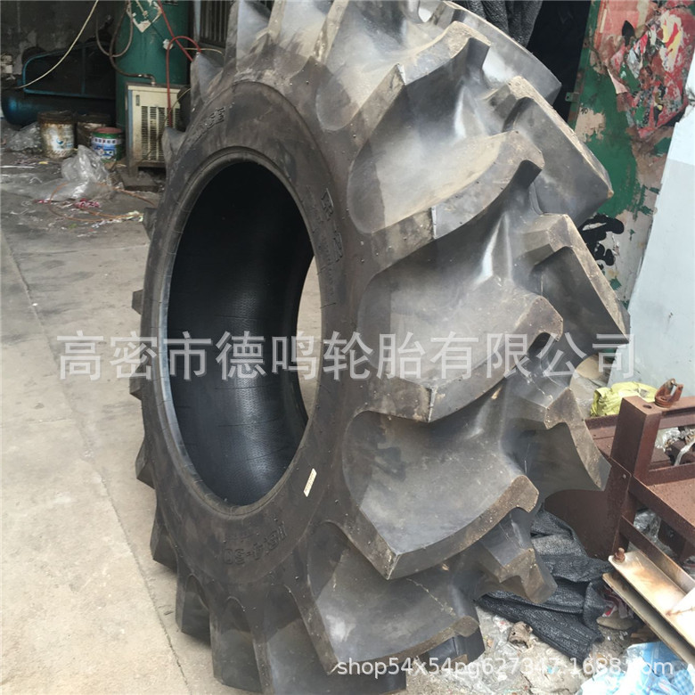 18,4./23,1/16,9/14,9/-30 campo seco agrícola neumático tractor cosechadora