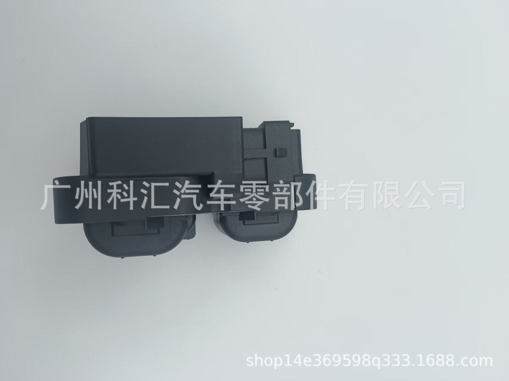 Mercedes-Benz 0221503012, A0001587803, 0040100297, 1789358 Ignition Coil