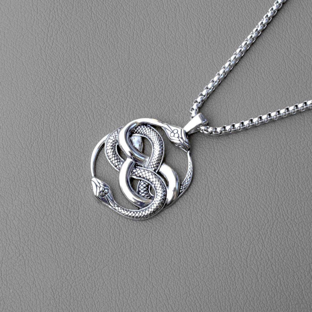 Modieuze ketting, dominante holle slang herenhanger, titanium trendsetter, gepersonaliseerde roestvrijstalen hanger_voghion.com