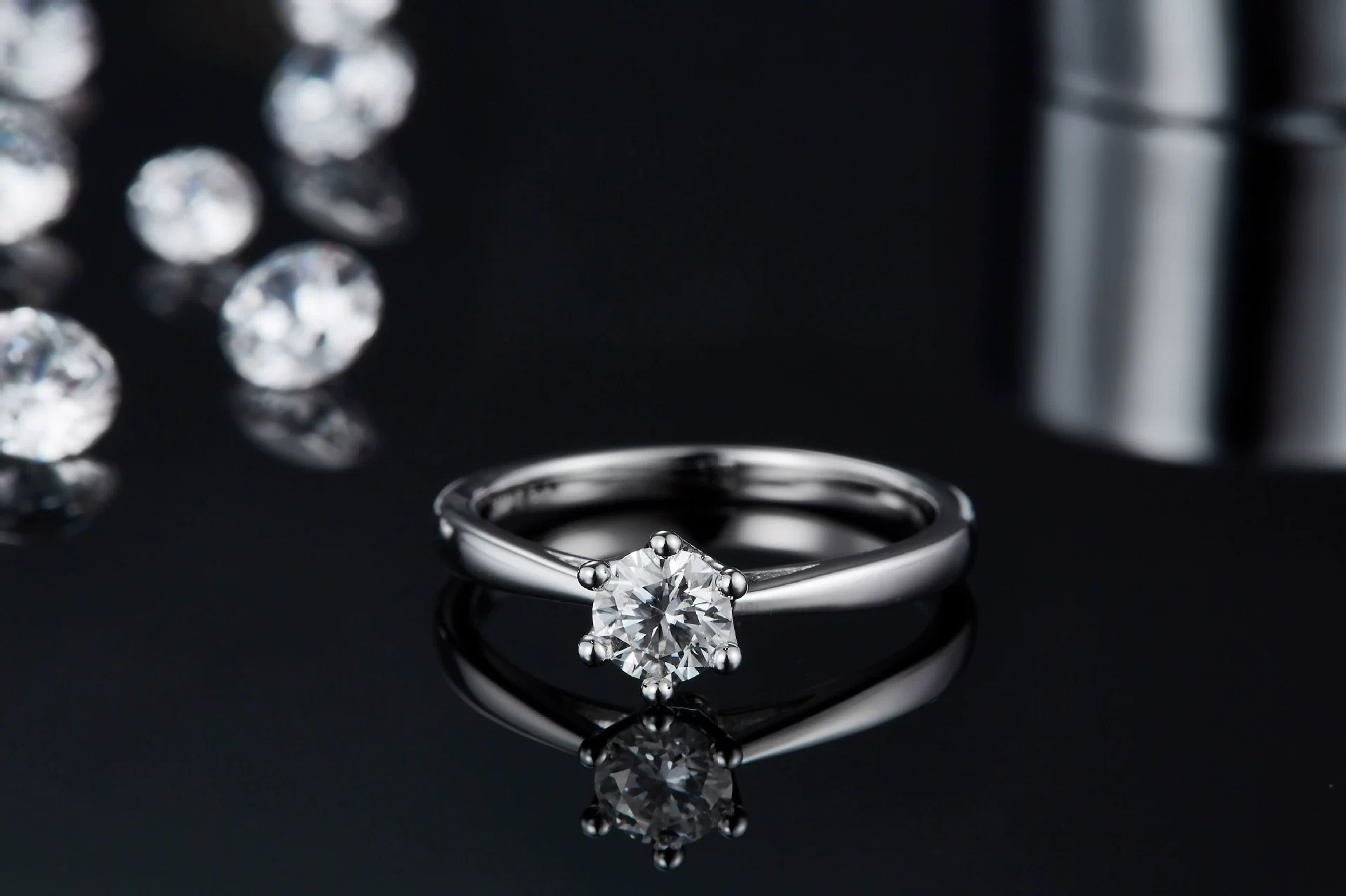 华莎珠宝 Ring with stone, classic accessory for St. Valentine's Day, 1 carat