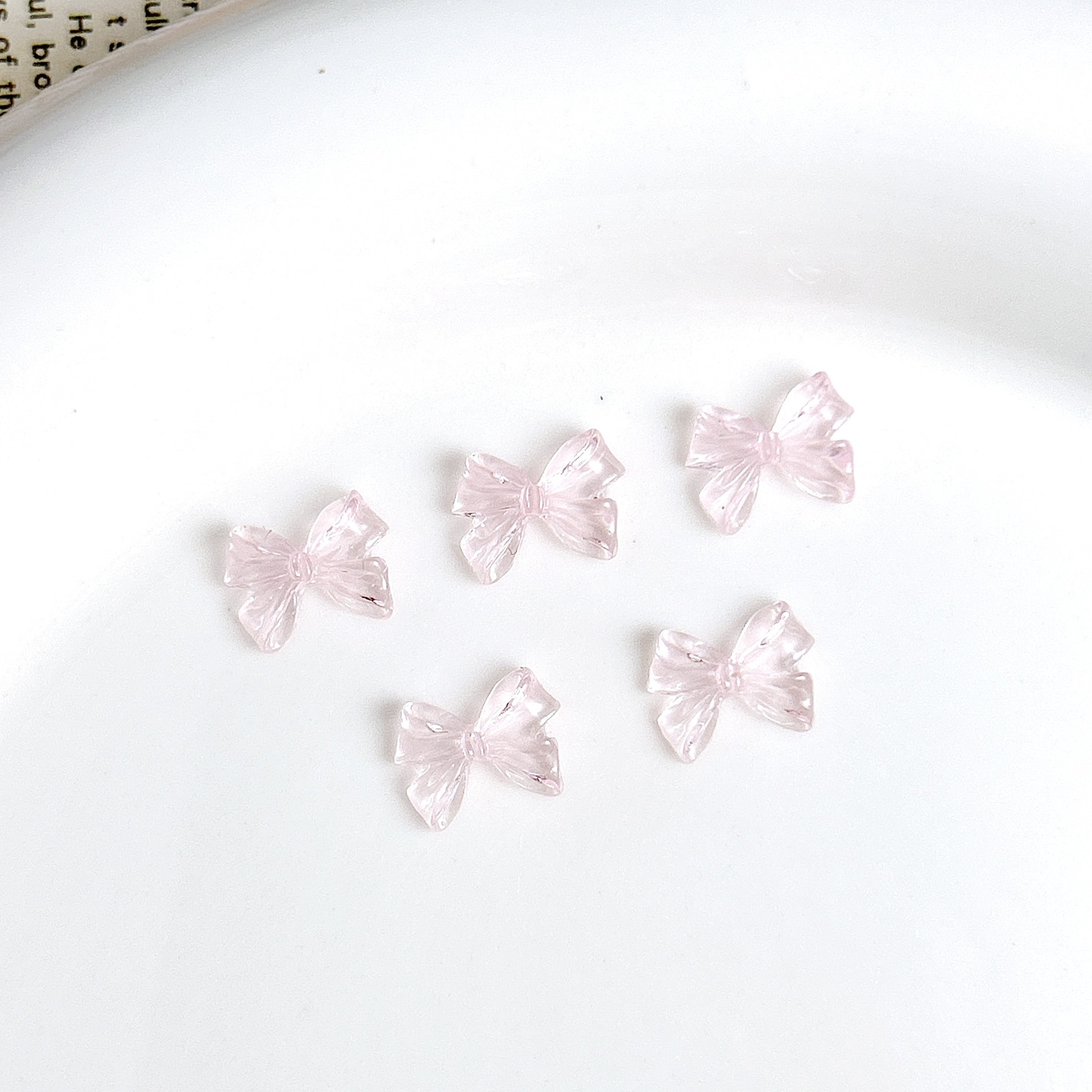 아이시 핑크 나비넥타이