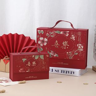 New Chinese-Style Light Luxury Gold-Stamped Wedding Favors, Holiday Gifts, Wedding Candy, Birthday Banquet Hand-Held Packaging Gift Box