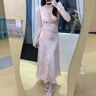 ��ʽv�I��ɫ�黨�B��ȹ��Ů�ļ�2026�¿������@�ݶȼ�С�w���Lȹ