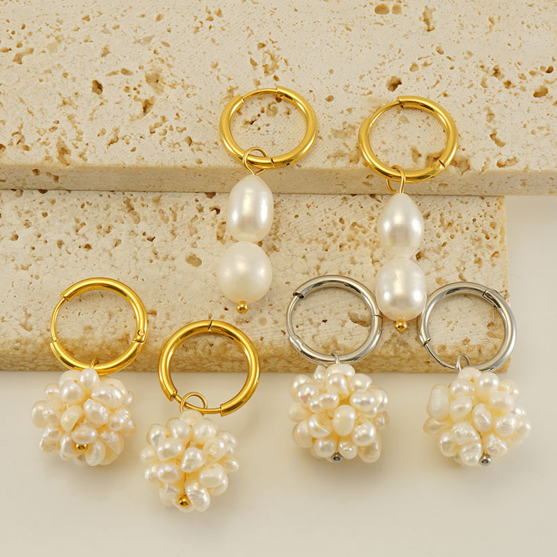 Europa y América de acero inoxidable 18 chapado en oro simple cercanías moda perla pendientes de acero de titanio diseño sentido ins estilo pendientes al por mayor