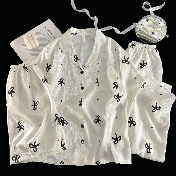 Verano transfronterizo nuevo estilo cómodo nube de algodón de tres piezas solapa pantalones cortos de manga corta pantalones ropa a domicilio traje de pijama de mujer