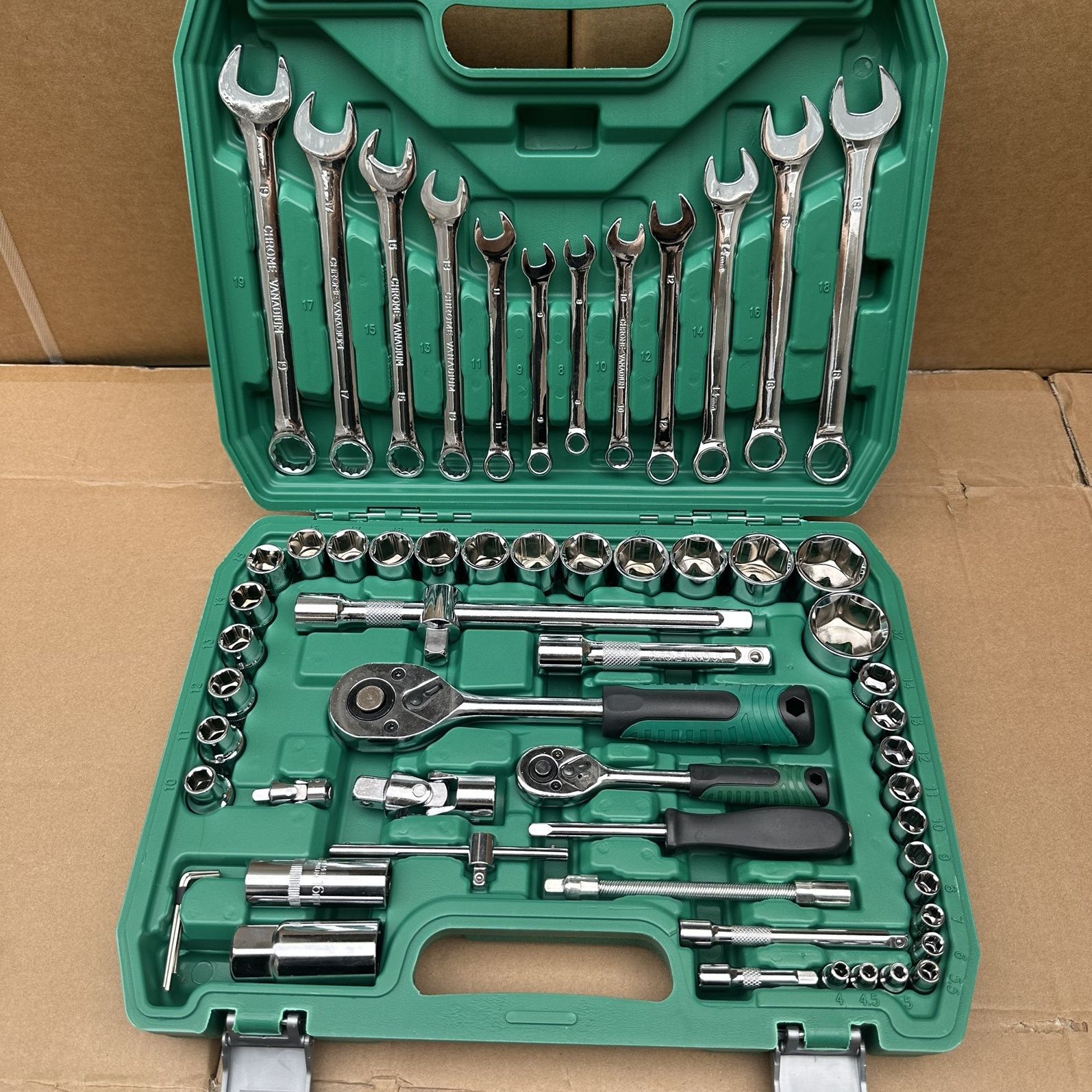Che Gong – 216-Piece Auto Repair Repair kit - 61pcs-24-tooth-auto-repair-lifetime-warranty