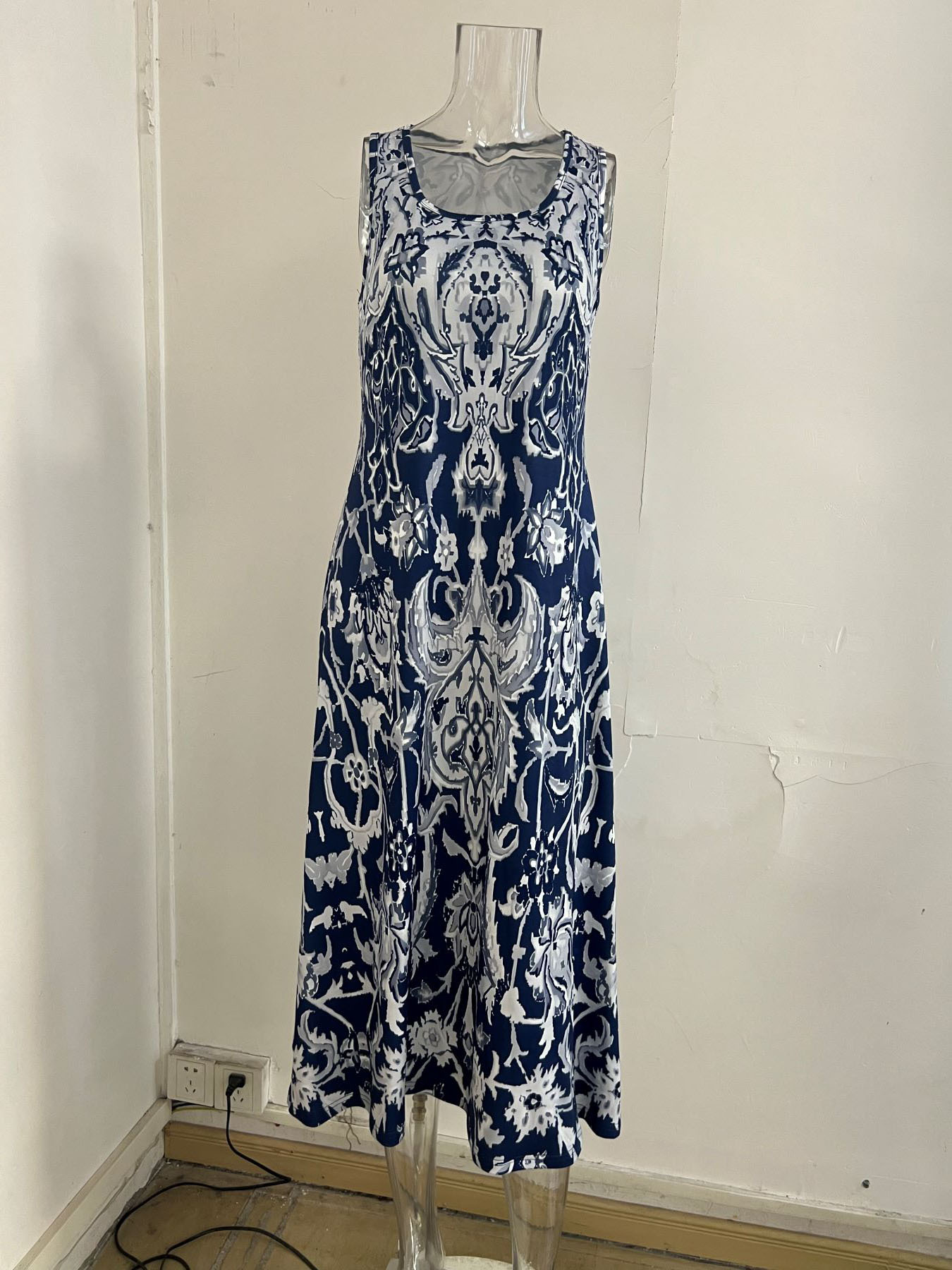 2025 Cross-Border Foreign Trade Bohemian Printed For Women, Summer Fashionable Elegant Round Neck Sleeveless Long Dress_ecoleips.com