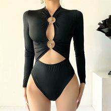 2025秋装性感心机金属环镂空长袖连体衣T恤女外穿修身上衣打底衫